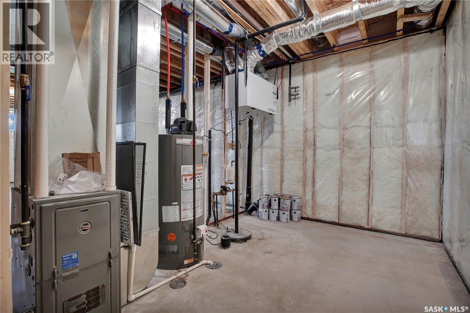 101 Emma Crescent, Martensville, SK - Indoor Photo Showing Basement