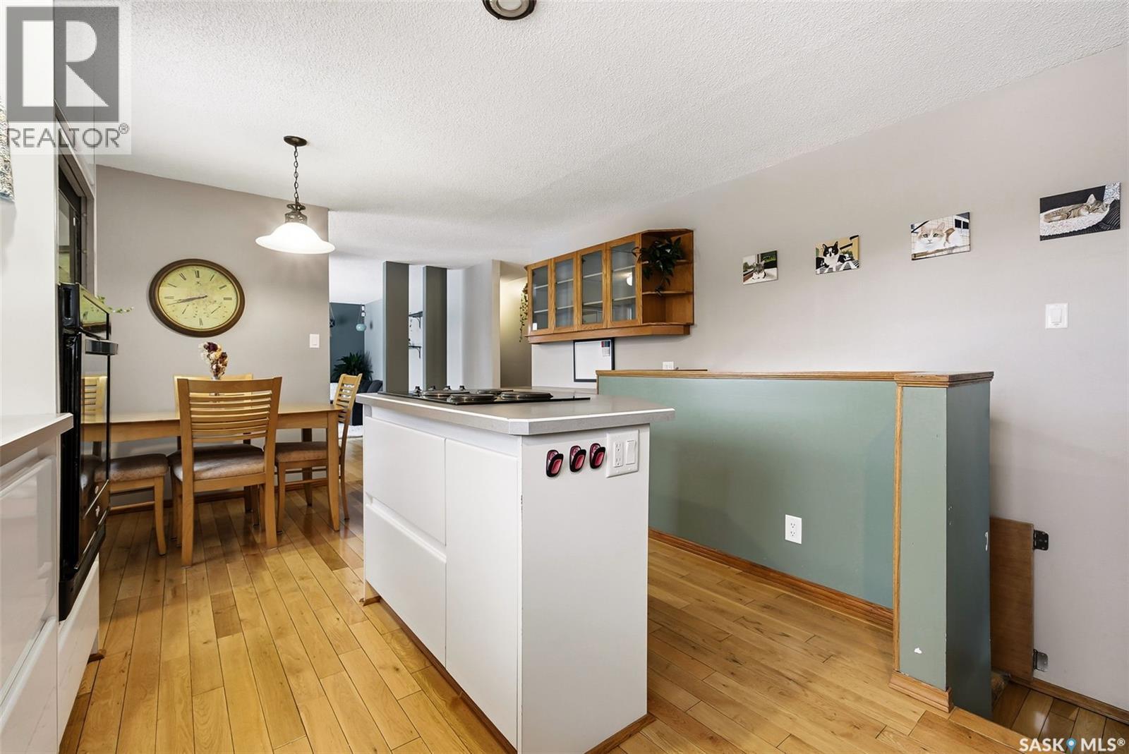 10 Hayes Crescent, Regina, SK - Indoor Photo Showing Other Room