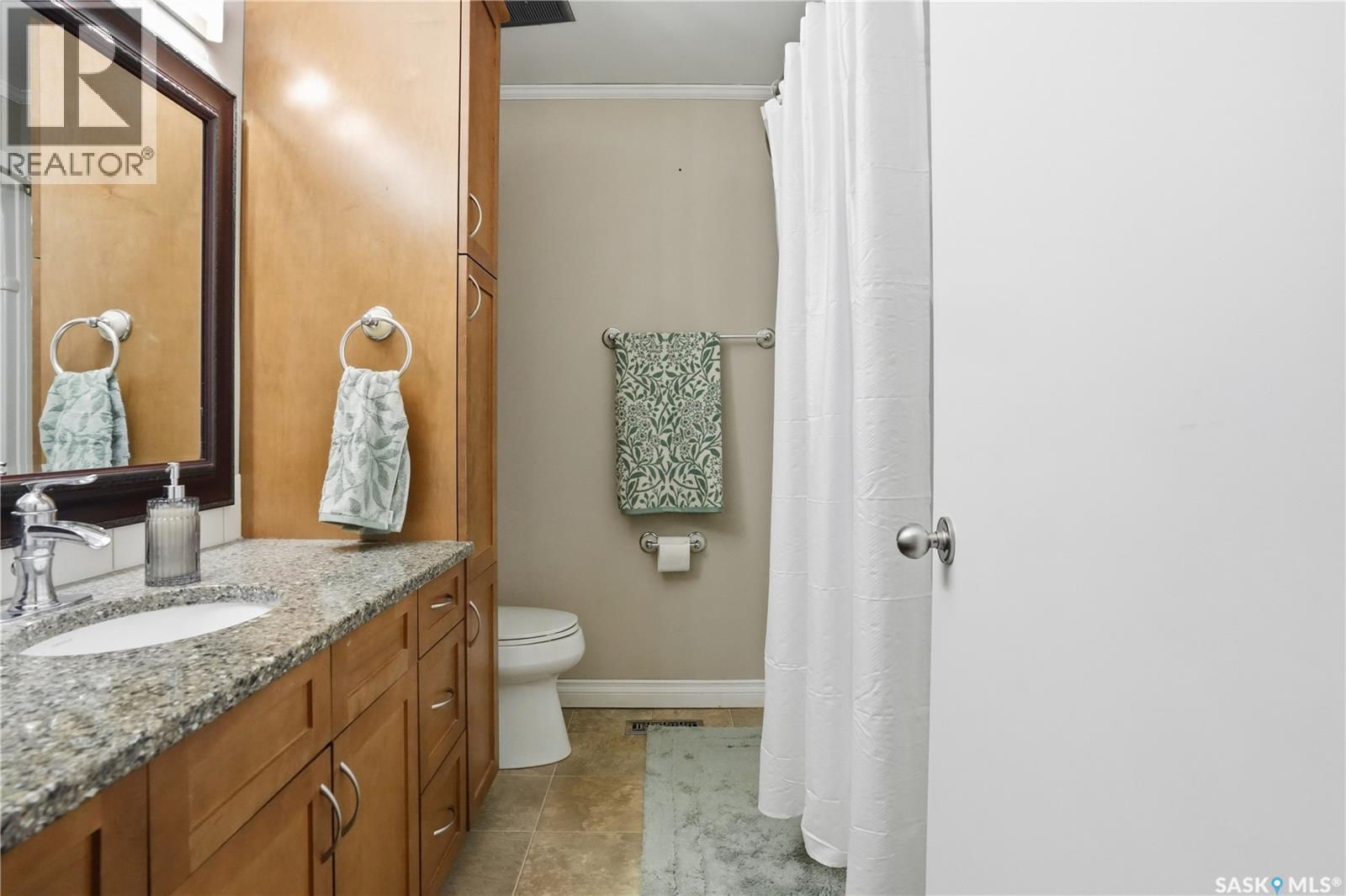119 Pappas Crescent, Regina, SK - Indoor Photo Showing Bathroom