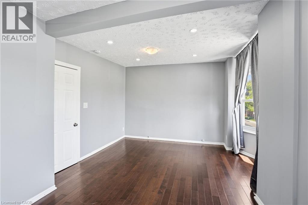 38 Norway Avenue, Hamilton, ON - Indoor Photo Showing Other Room