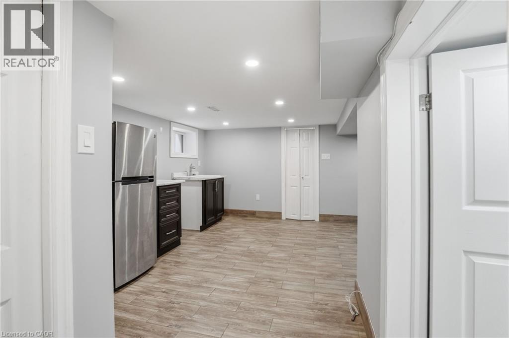 38 Norway Avenue, Hamilton, ON - Indoor