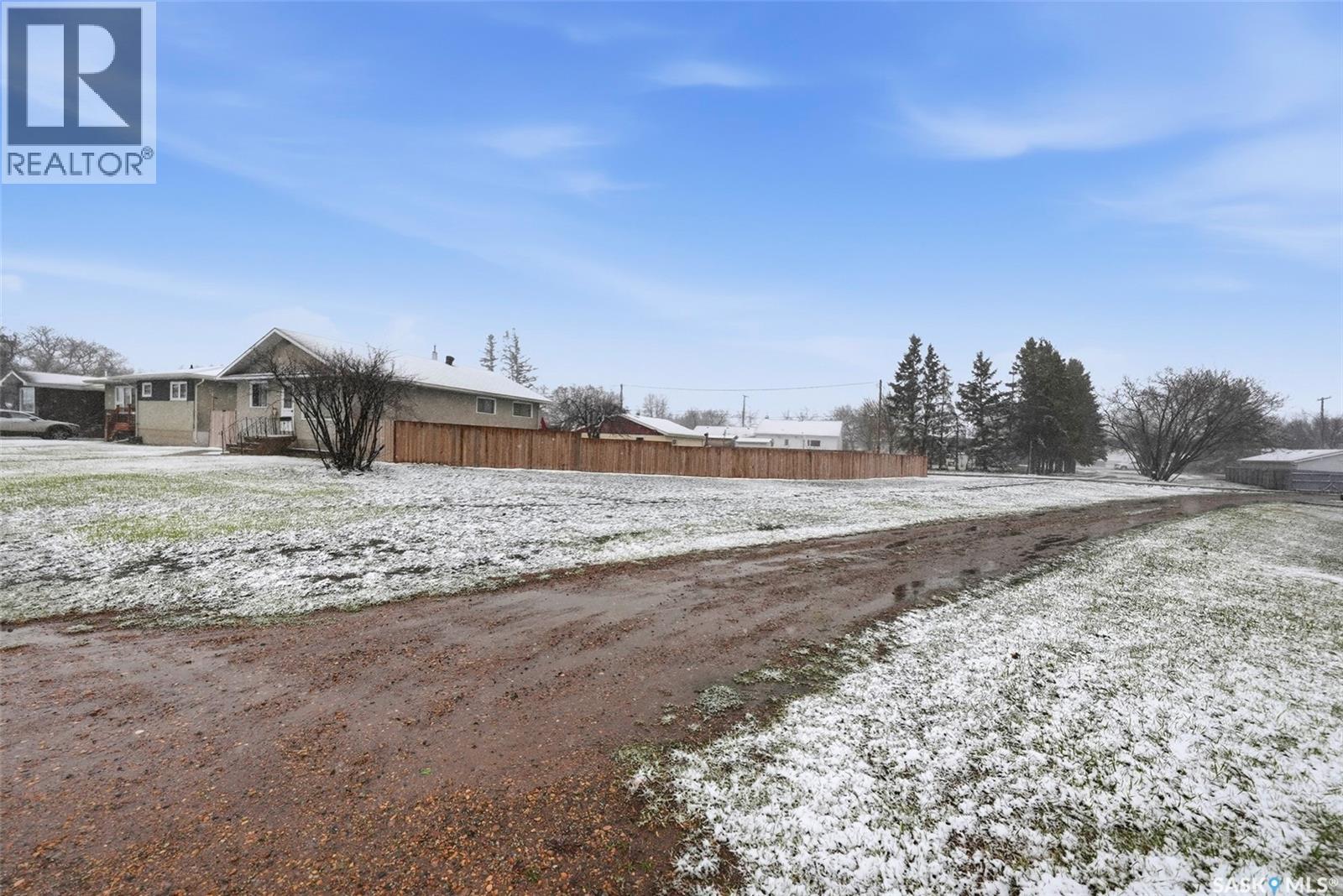 757 6Th Street E, Prince Albert, SK