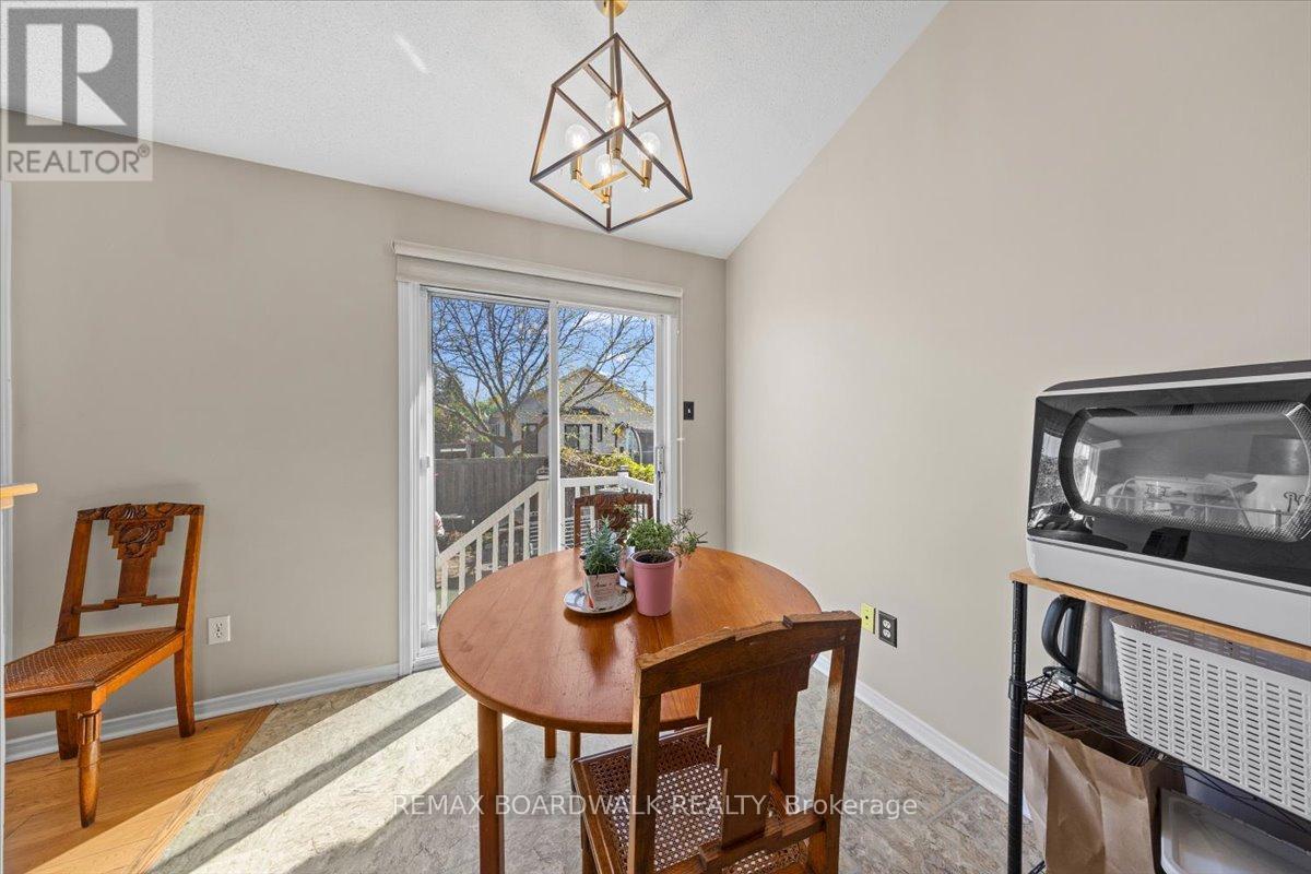 155 Crampton Drive, Carleton Place, ON - Indoor Photo Showing Dining Room