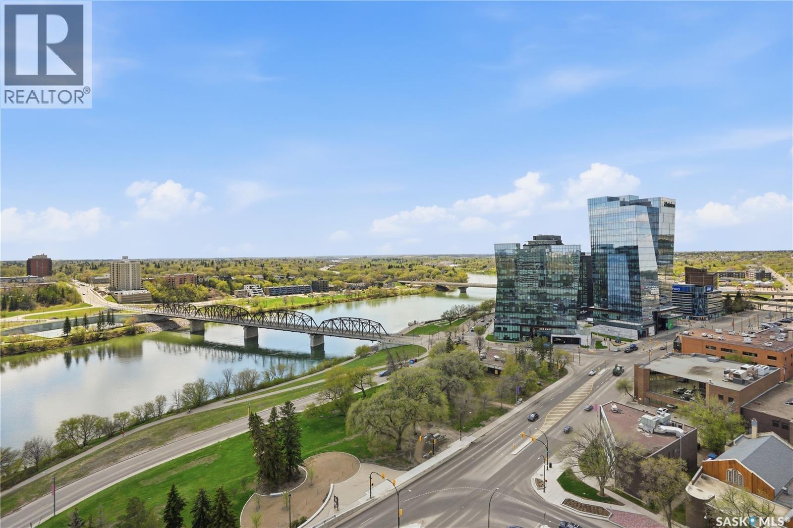 2160 424 Spadina Crescent E, Saskatoon, SK - Outdoor With Body Of Water With View