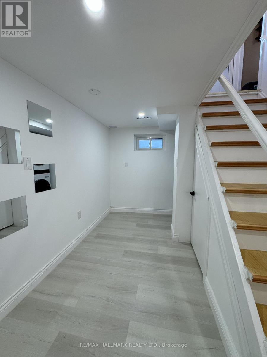 #Basement - 6 Bailey Crescent, Aurora, ON - Indoor Photo Showing Other Room