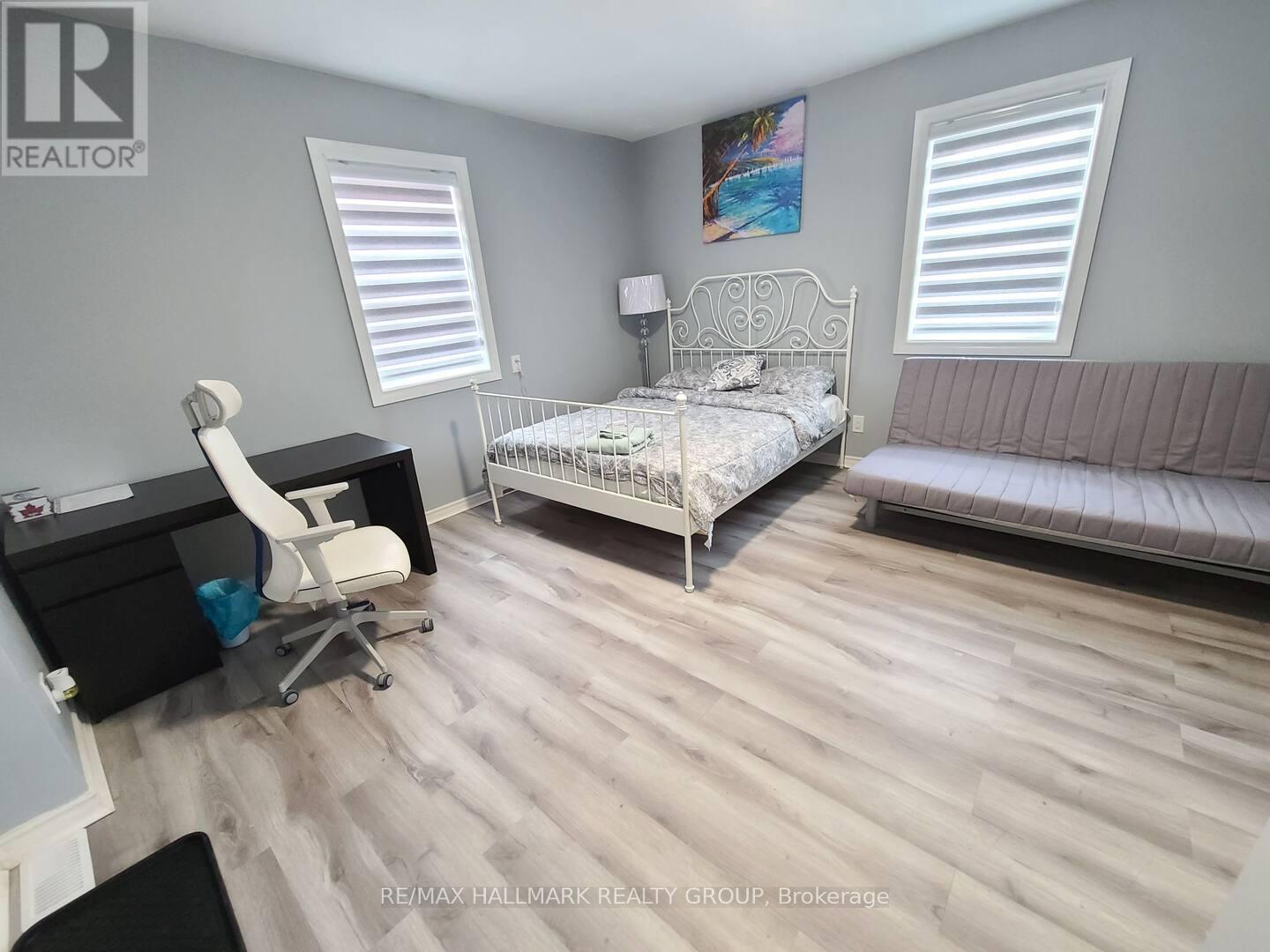 474 Somerset Street W, Ottawa, ON