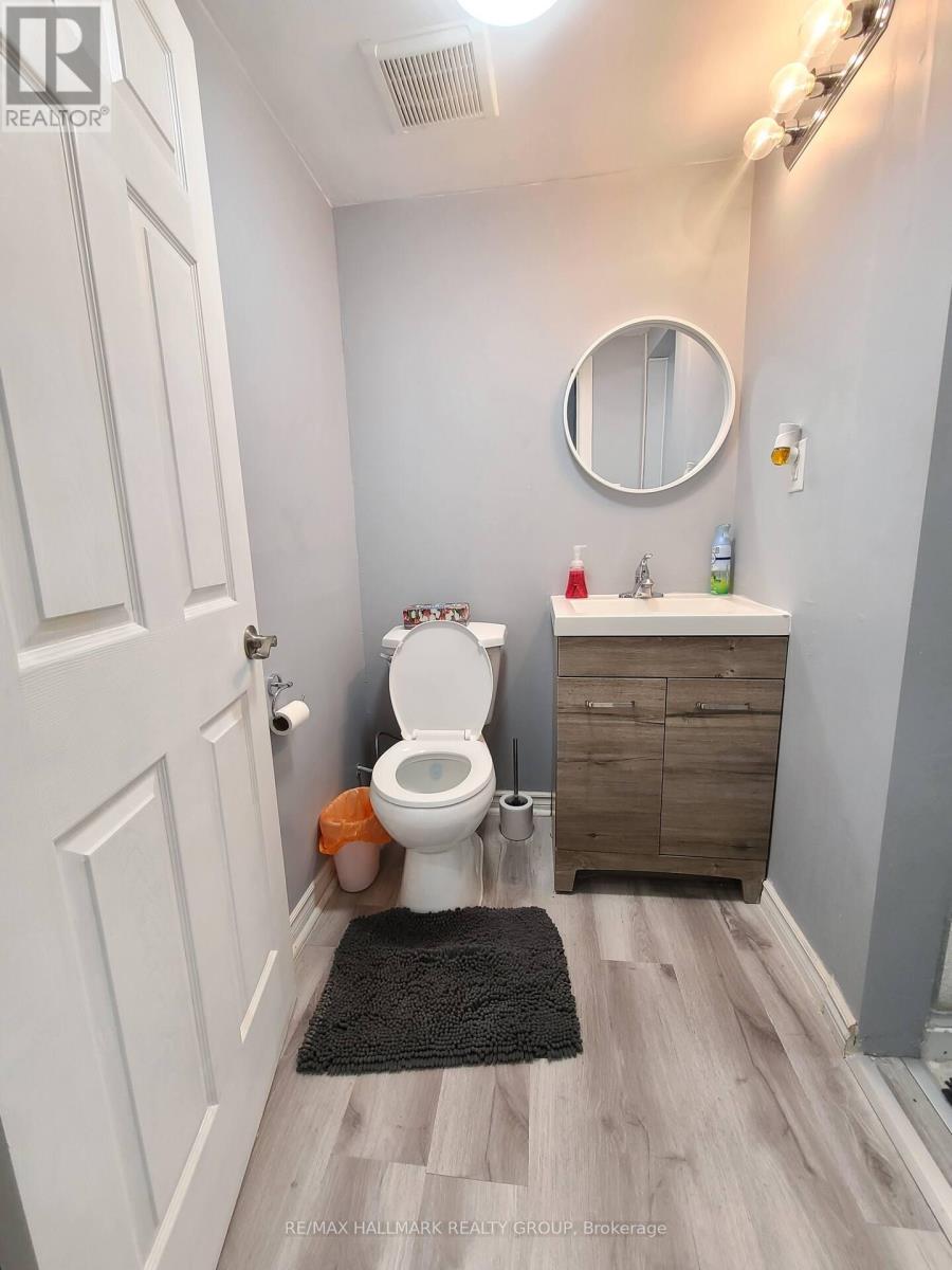474 Somerset Street W, Ottawa, ON