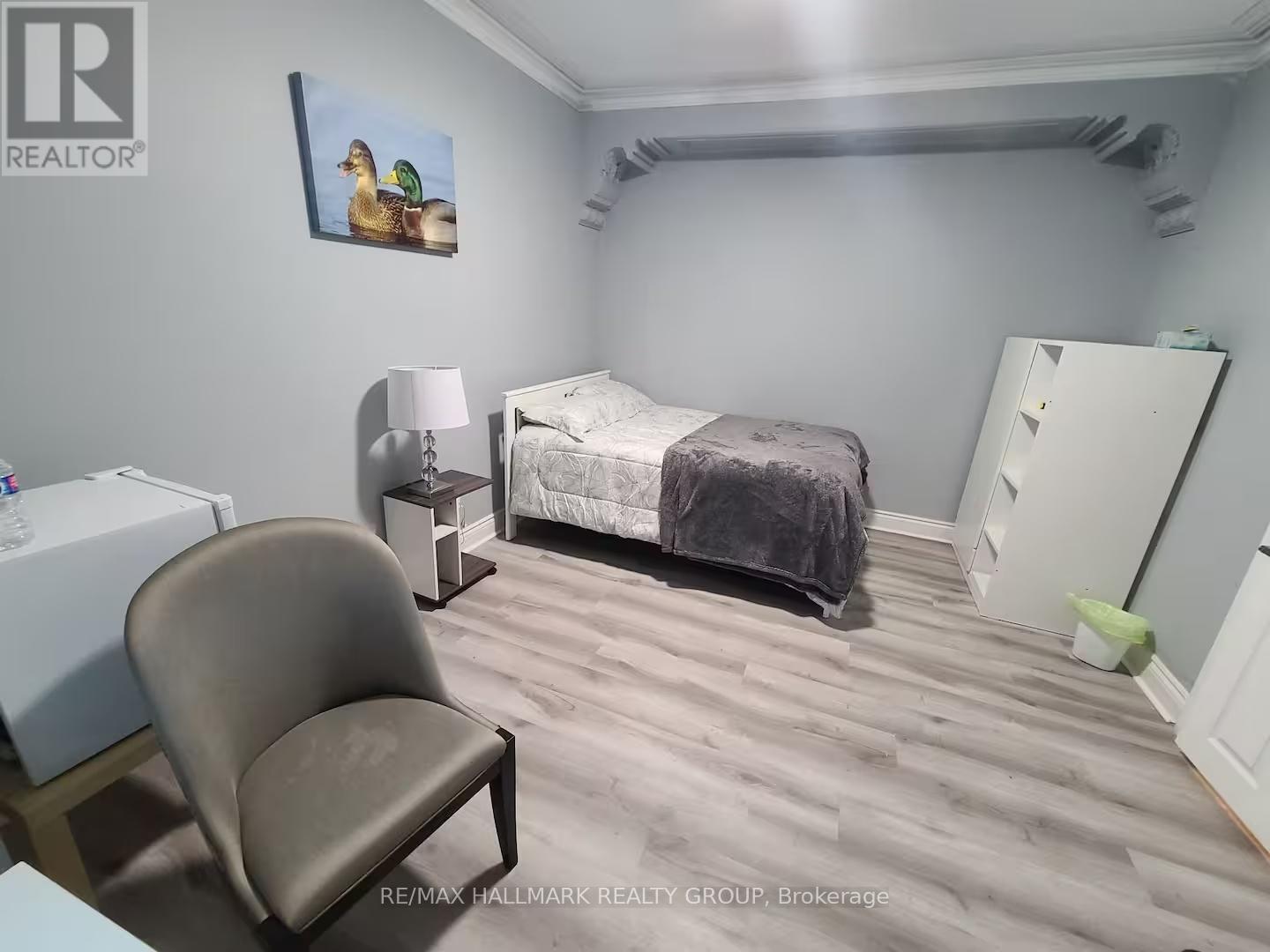 474 Somerset Street W, Ottawa, ON