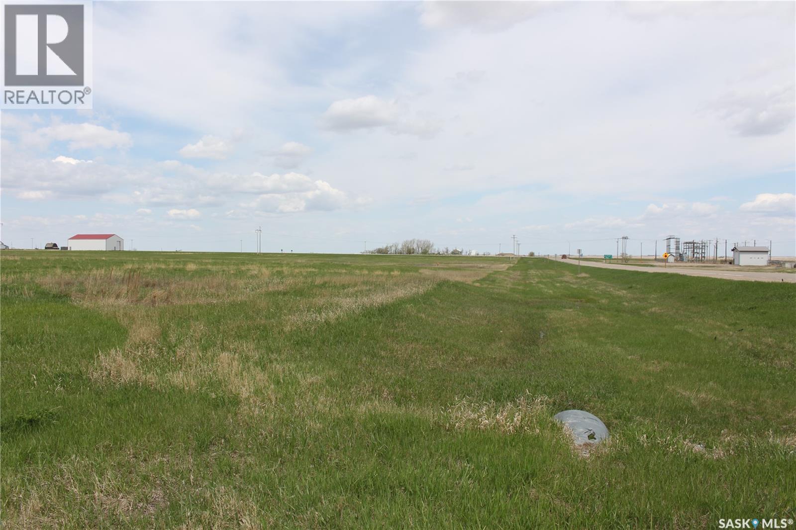 665 Service Road N, Central Butte, SK