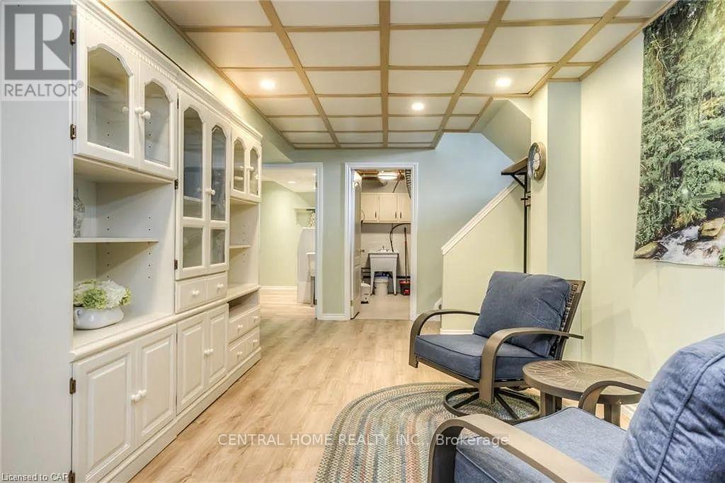 100 Biehn Drive, Kitchener, ON - Indoor Photo Showing Other Room