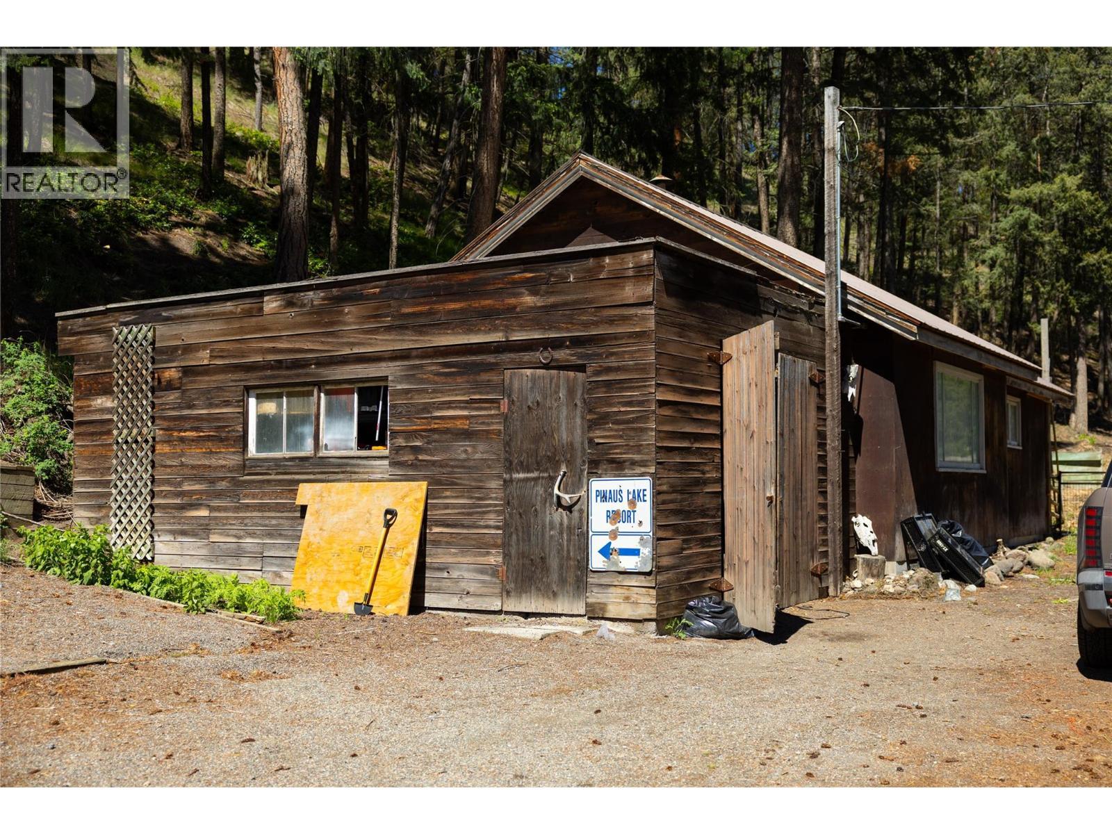Outbuilding for storage and gym space - 4644 97 Highway, Westwold, BC - Outdoor