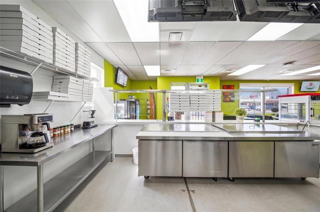 163 Henderson Hwy, Winnipeg, MB
