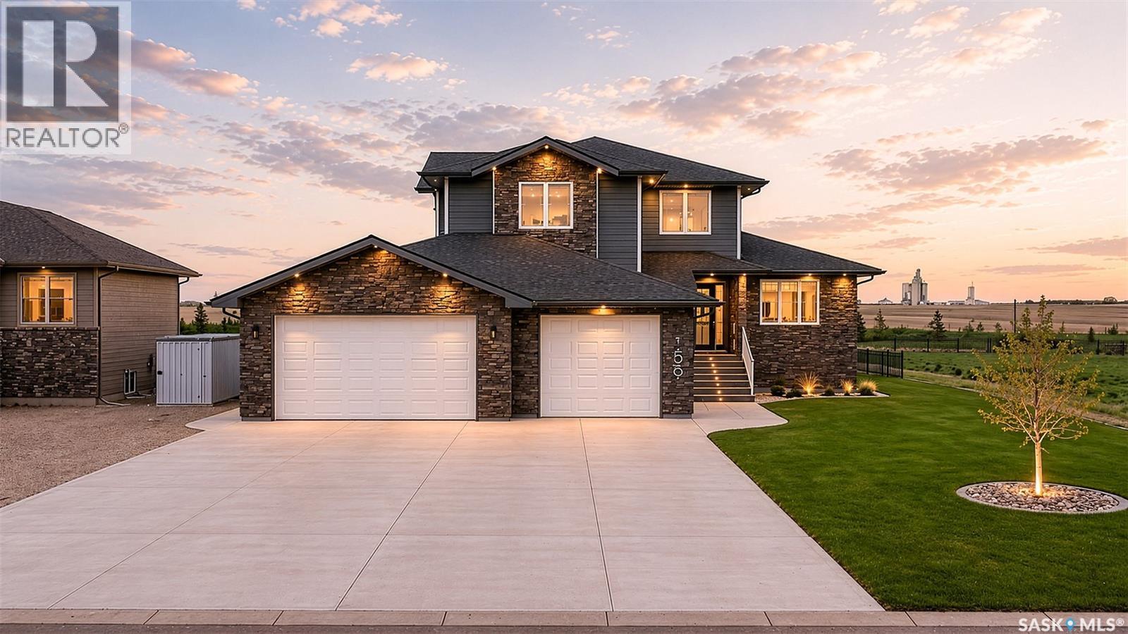 156 Iron Bridge Drive, Moose Jaw, SK - Outdoor