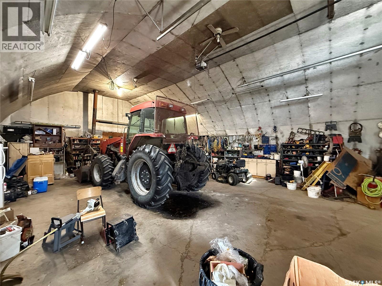 Fraser Acres, Fertile Belt Rm No. 183, SK - Indoor Photo Showing Garage