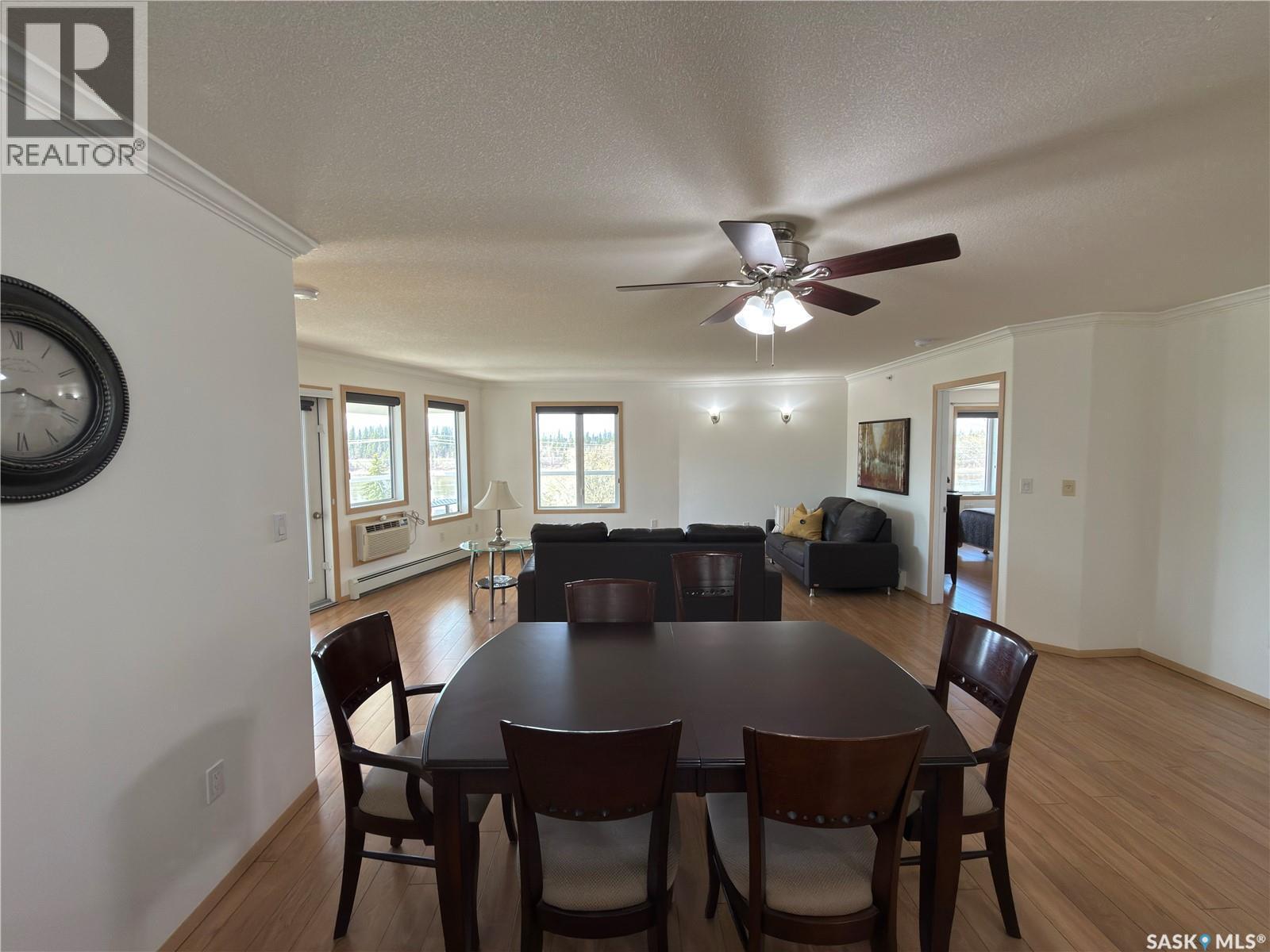 404 395 River Street E, Prince Albert, SK - Indoor Photo Showing Dining Room