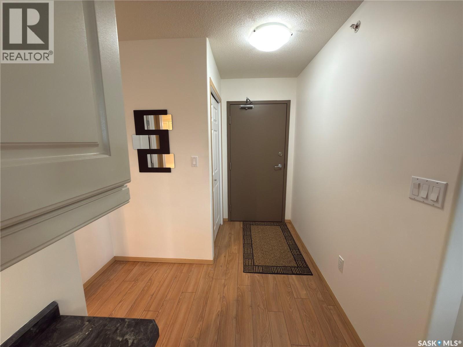 404 395 River Street E, Prince Albert, SK - Indoor Photo Showing Other Room