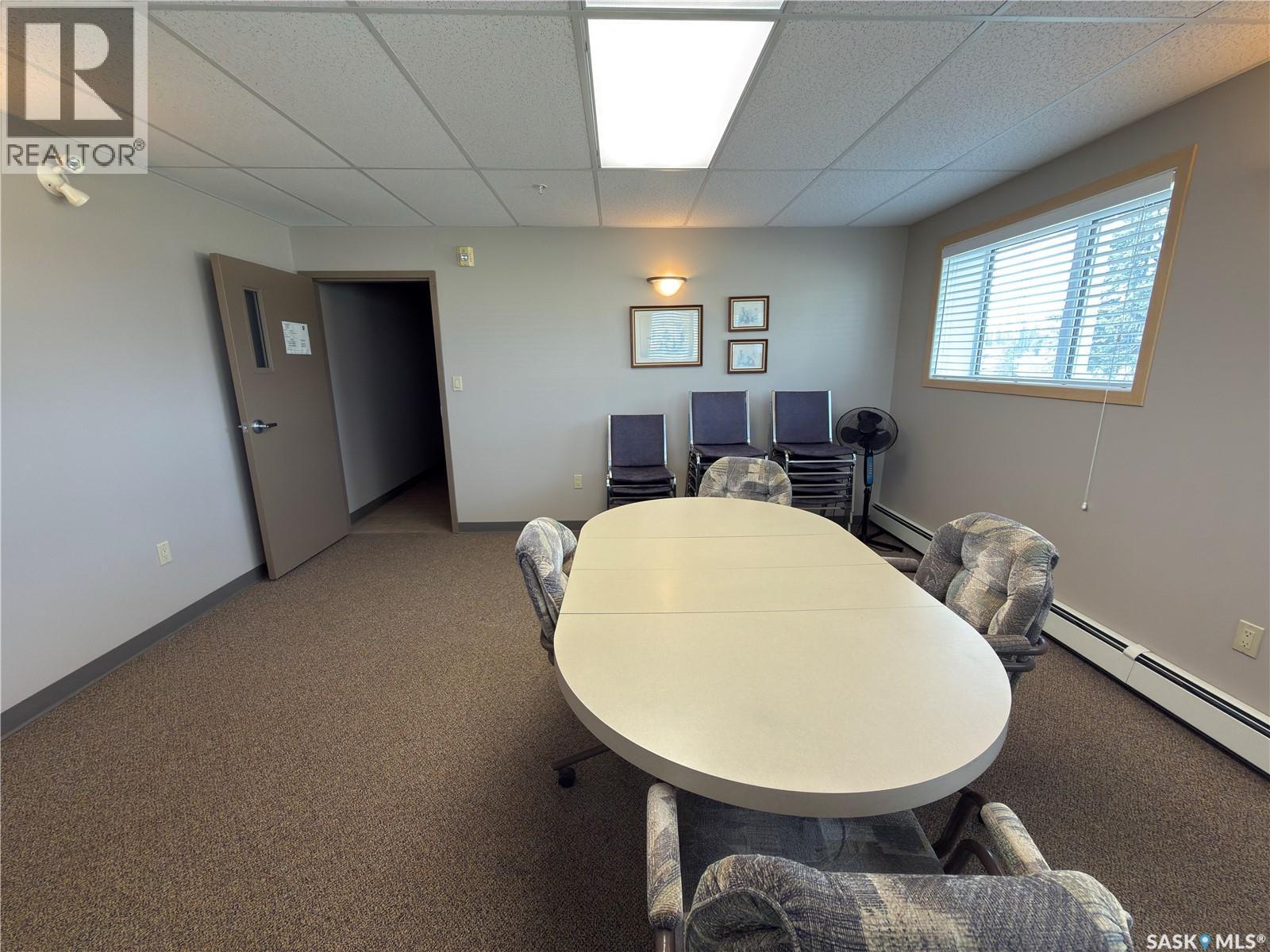 404 395 River Street E, Prince Albert, SK - Indoor