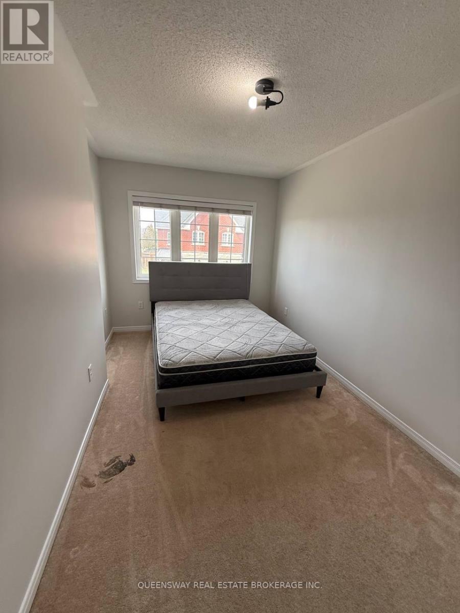 514 Candlestick Circle, Mississauga, ON - Indoor Photo Showing Bedroom