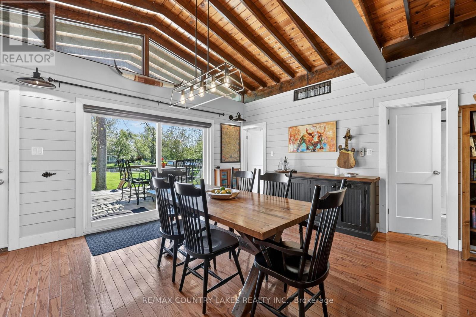 19 Poplar Crescent, Ramara, ON - Indoor Photo Showing Dining Room