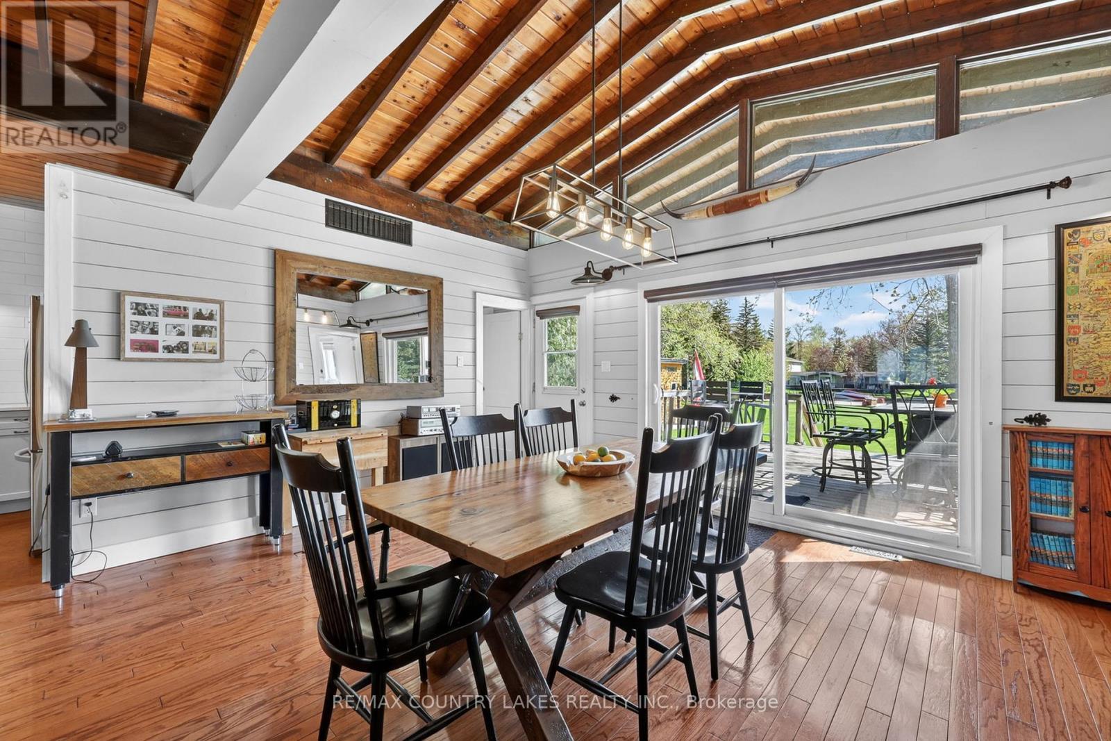 19 Poplar Crescent, Ramara, ON - Indoor Photo Showing Dining Room