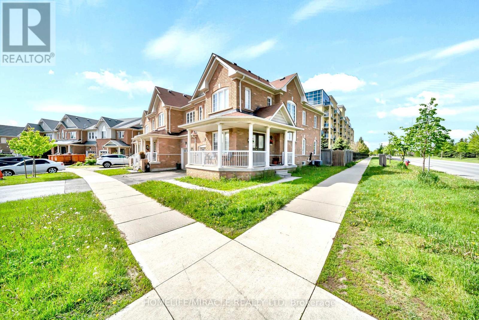 1439 Costigan Road, Milton, ON - Outdoor With Deck Patio Veranda With Facade