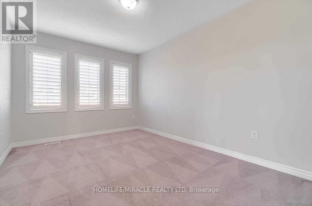 1439 Costigan Road, Milton, ON - Indoor Photo Showing Other Room