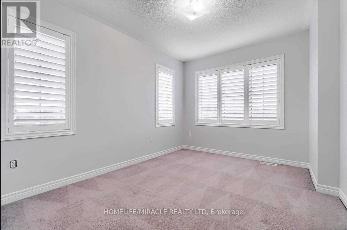 1439 Costigan Road, Milton, ON - Indoor Photo Showing Other Room