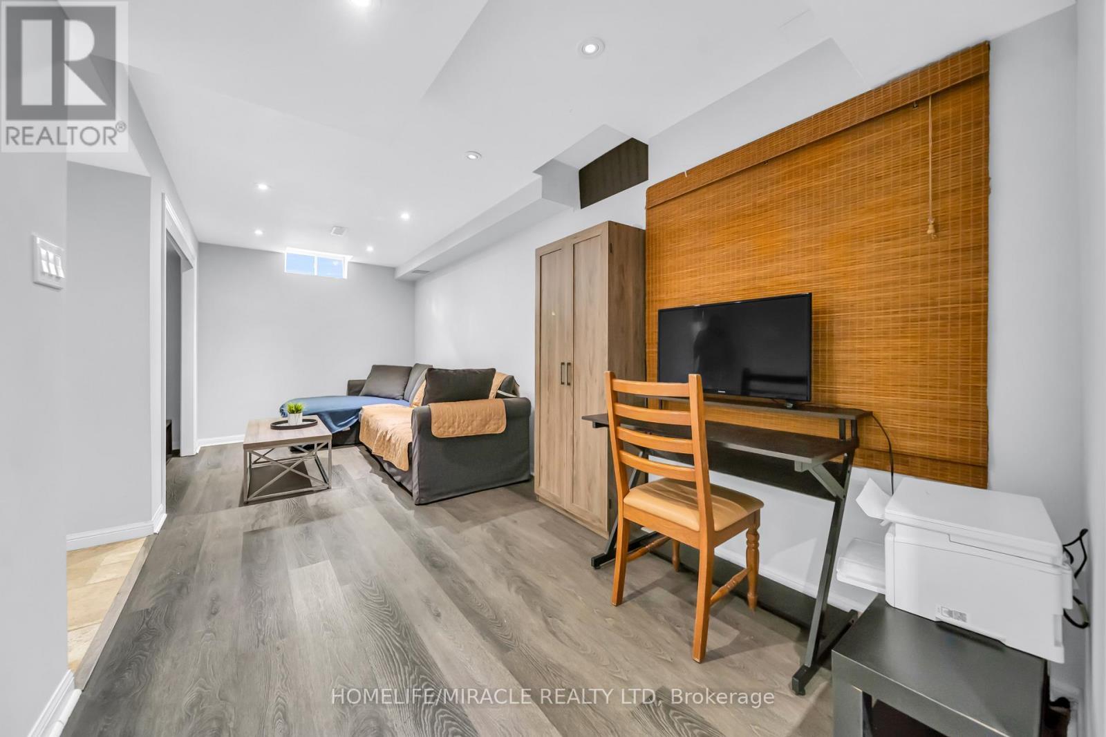 1439 Costigan Road, Milton, ON - Indoor