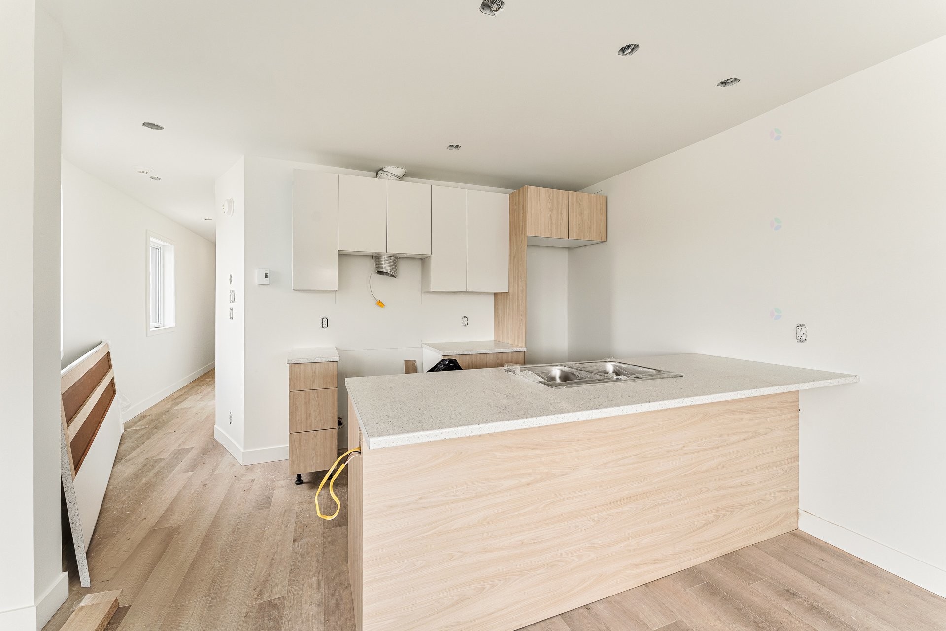 Kitchen - 301-46 Rue Principale E., Magog, QC - Indoor Photo Showing Kitchen With Double Sink