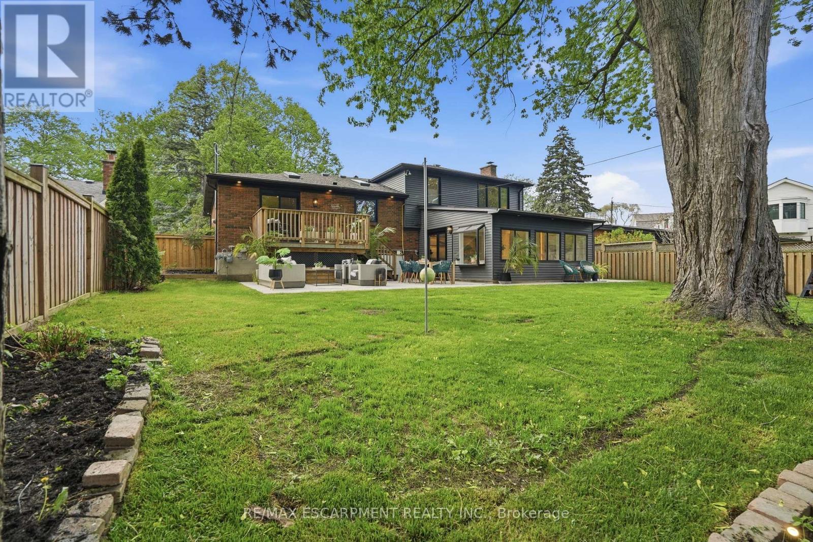 345 Rankin Drive, Burlington, ON - Outdoor