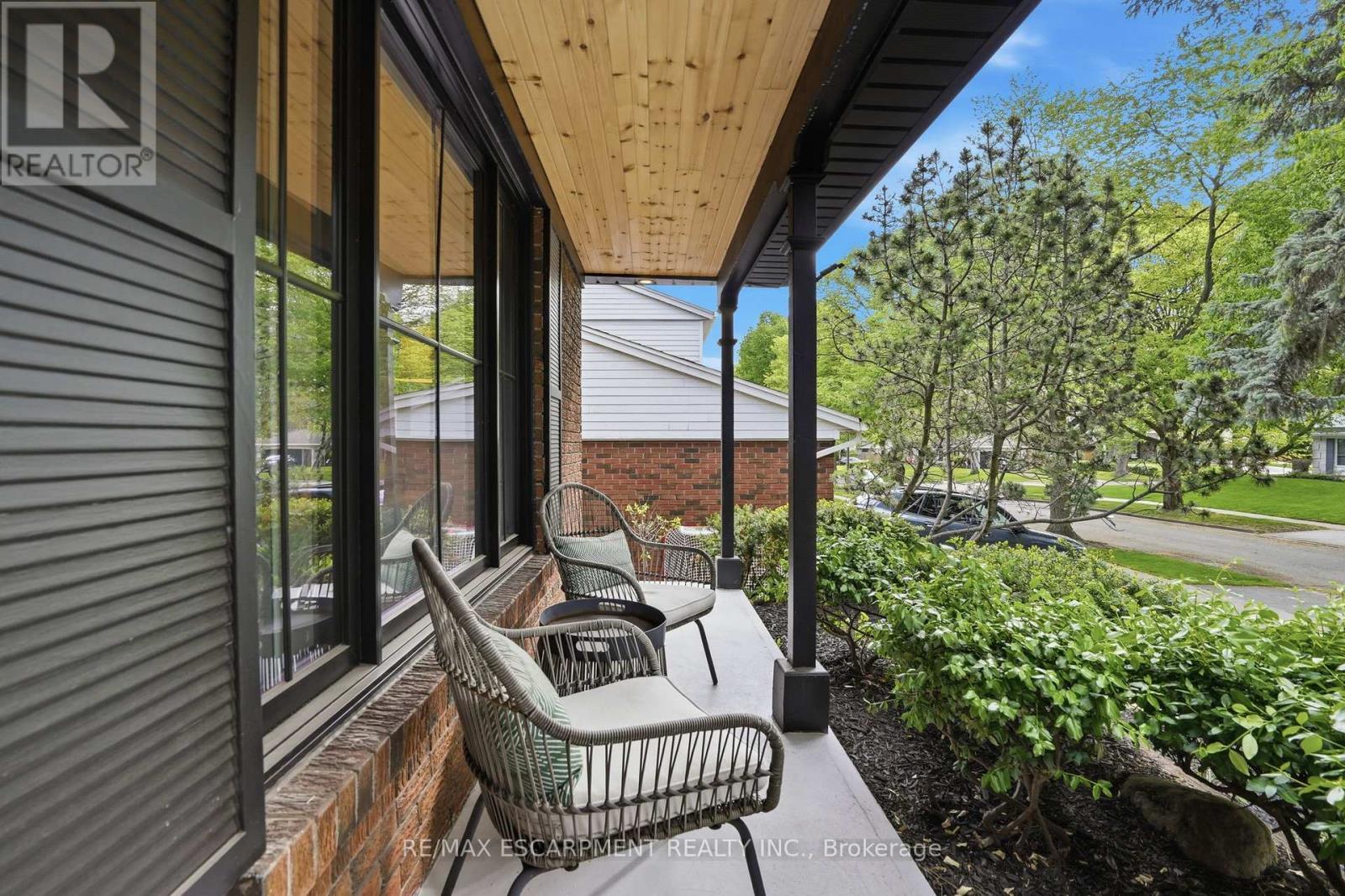 345 Rankin Drive, Burlington, ON - Outdoor With Exterior