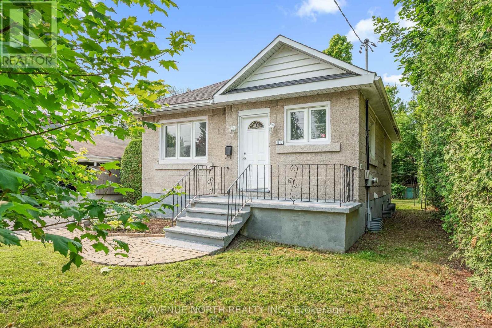 1210 Erie Avenue, Ottawa, ON - Outdoor