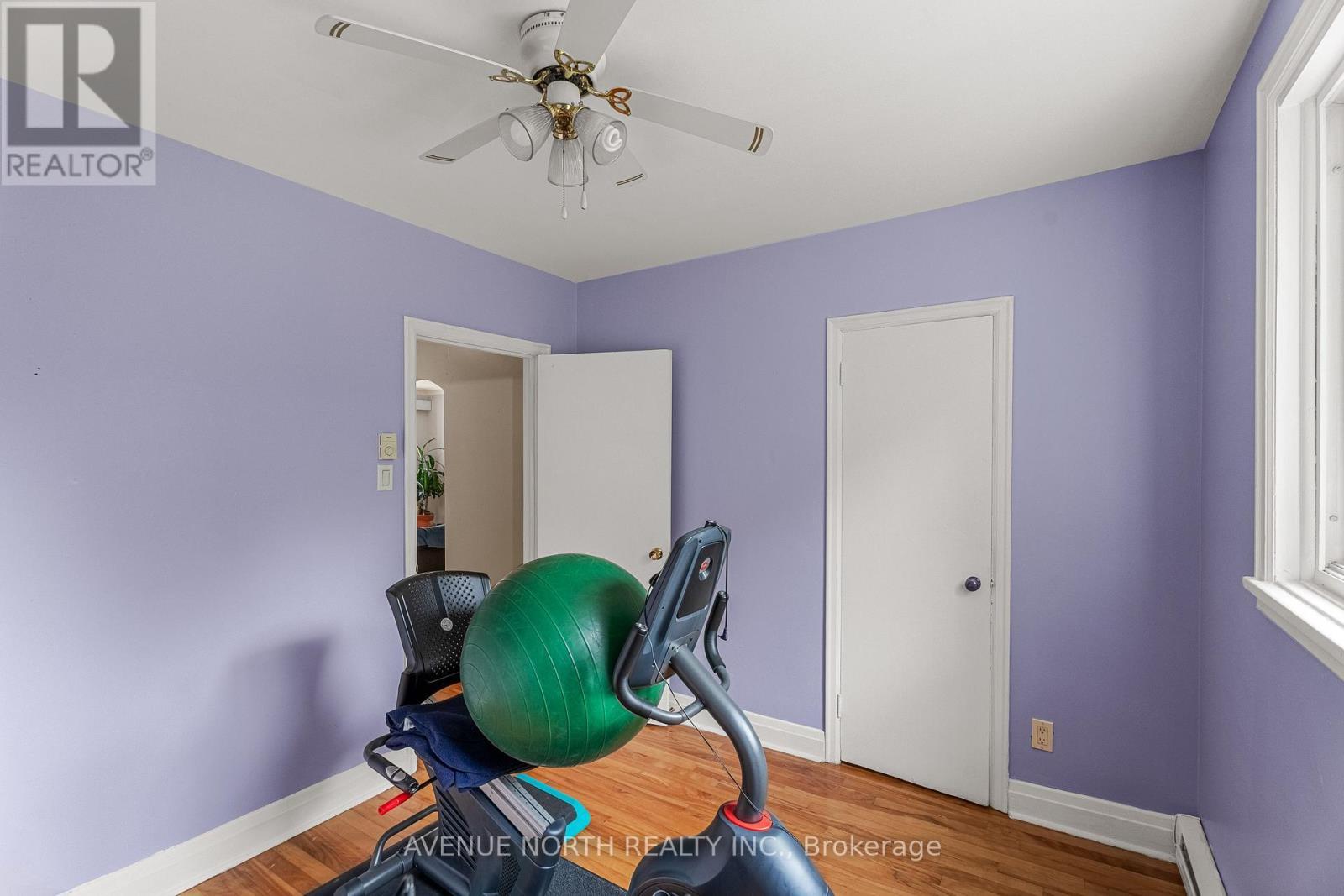 1210 Erie Avenue, Ottawa, ON - Indoor Photo Showing Other Room