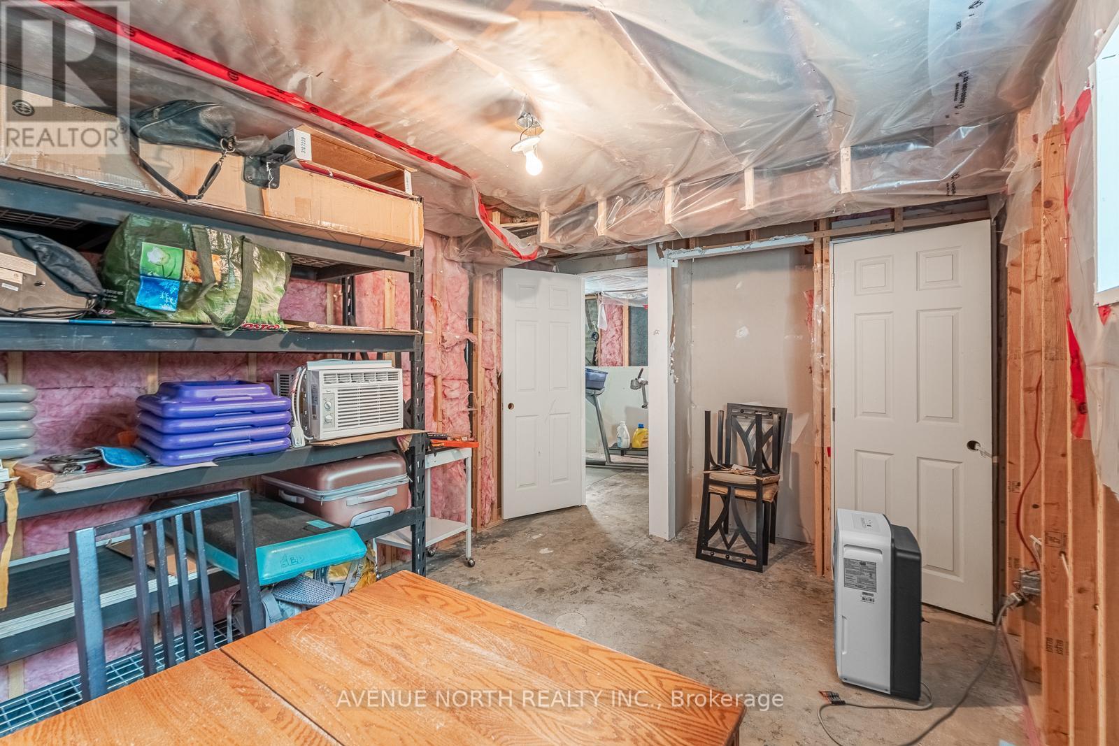 1210 Erie Avenue, Ottawa, ON - Indoor Photo Showing Basement