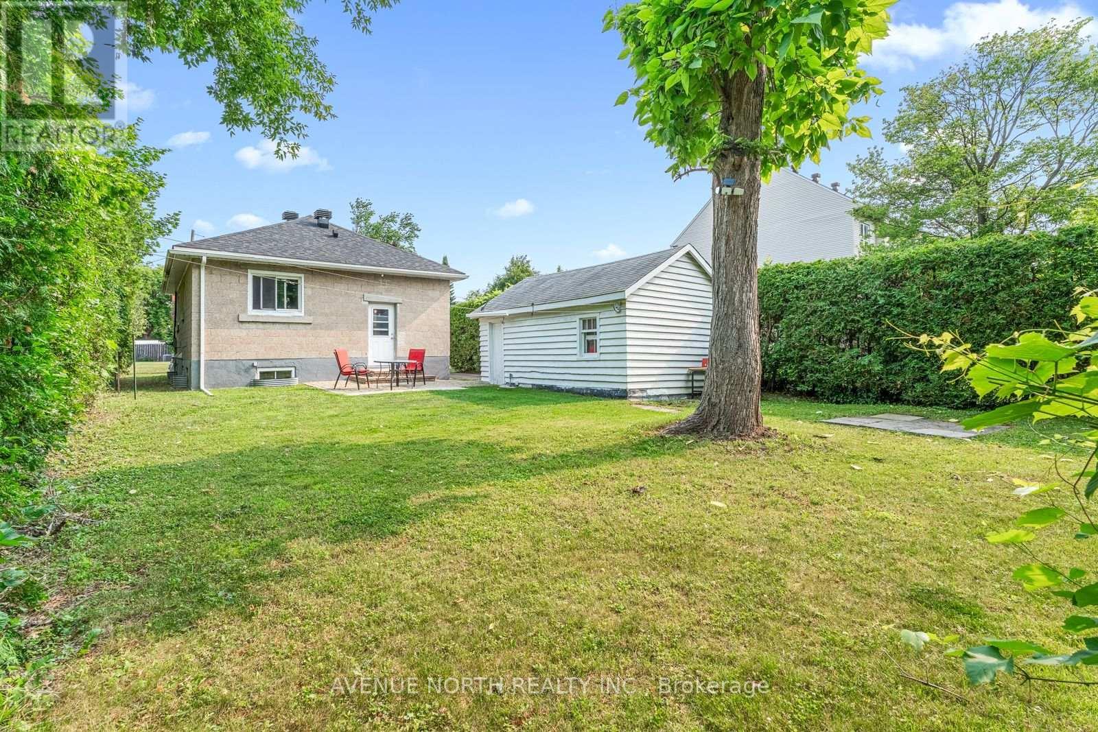 1210 Erie Avenue, Ottawa, ON - Outdoor