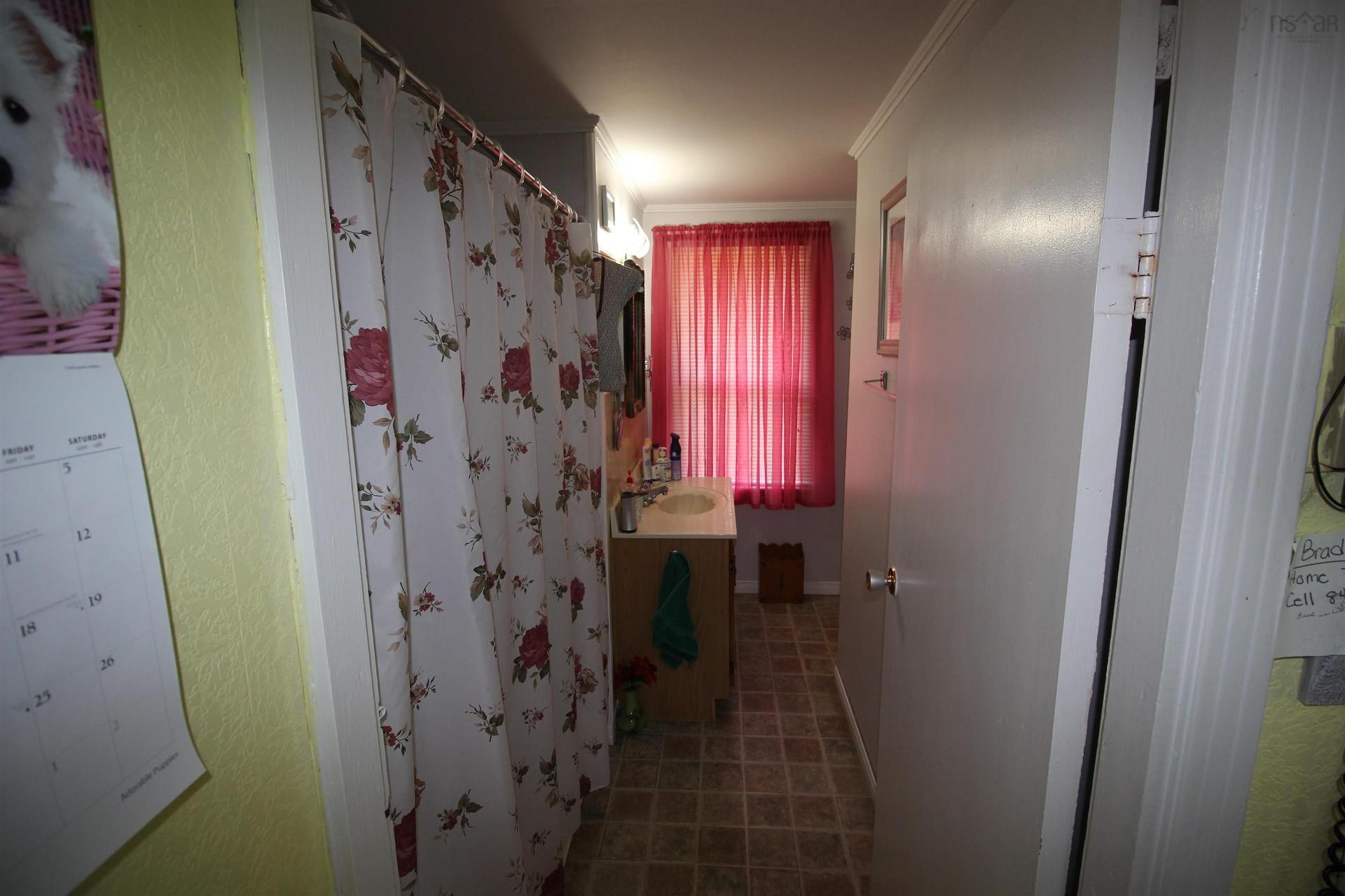 14621 Highway 1, Wilmot, NS