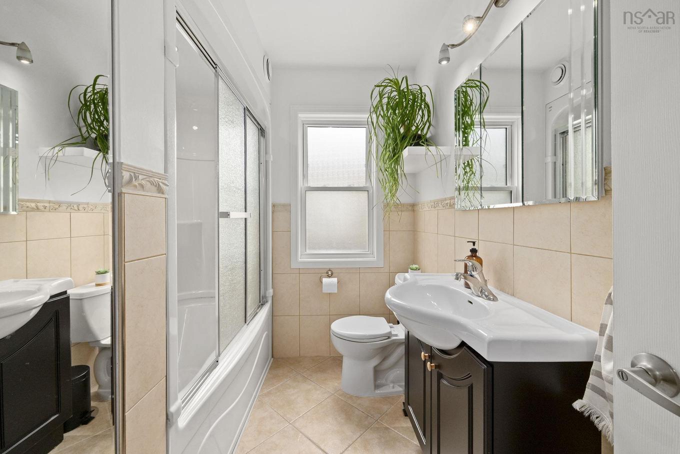 3162 Romans Avenue, Halifax, NS - Indoor Photo Showing Bathroom