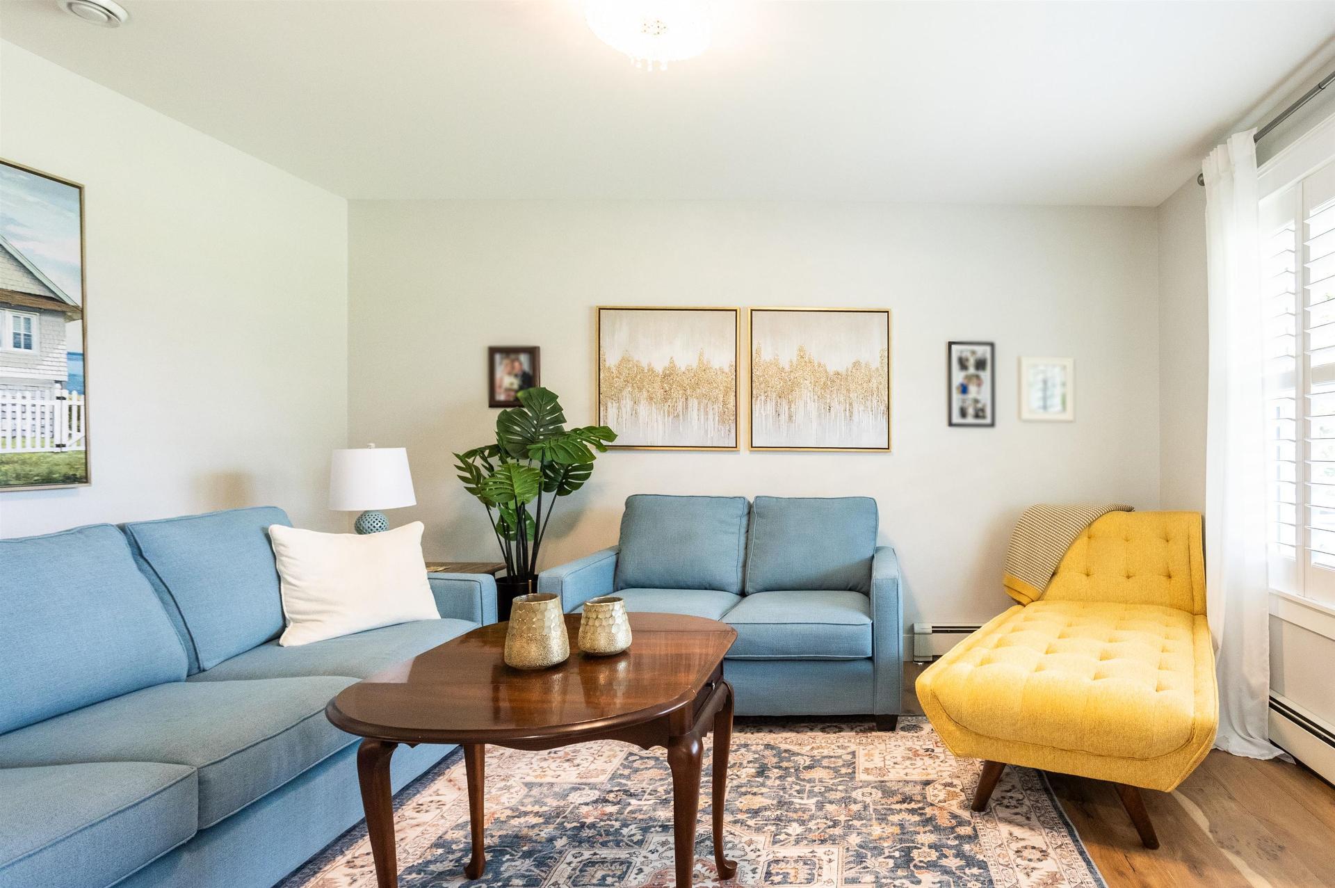 123 Beach Grove Road, Charlottetown, PE - Indoor Photo Showing Living Room