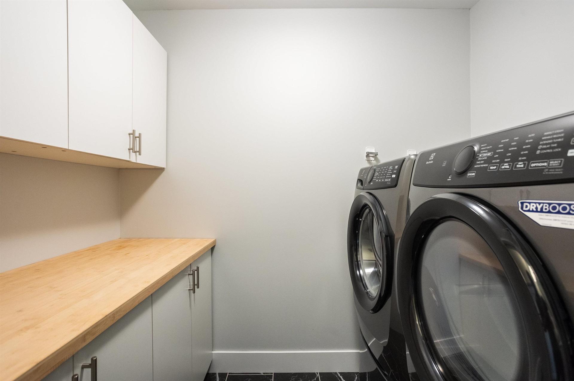 123 Beach Grove Road, Charlottetown, PE - Indoor Photo Showing Laundry Room