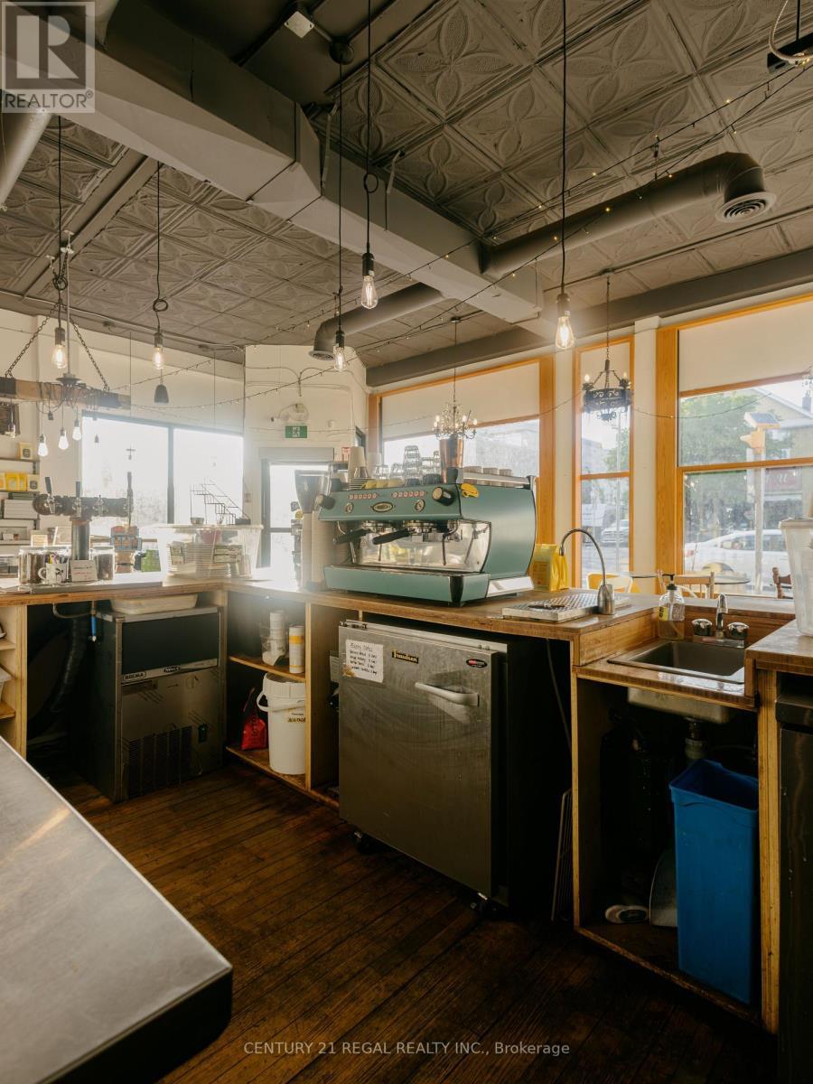 2165 Danforth Avenue, Toronto, ON