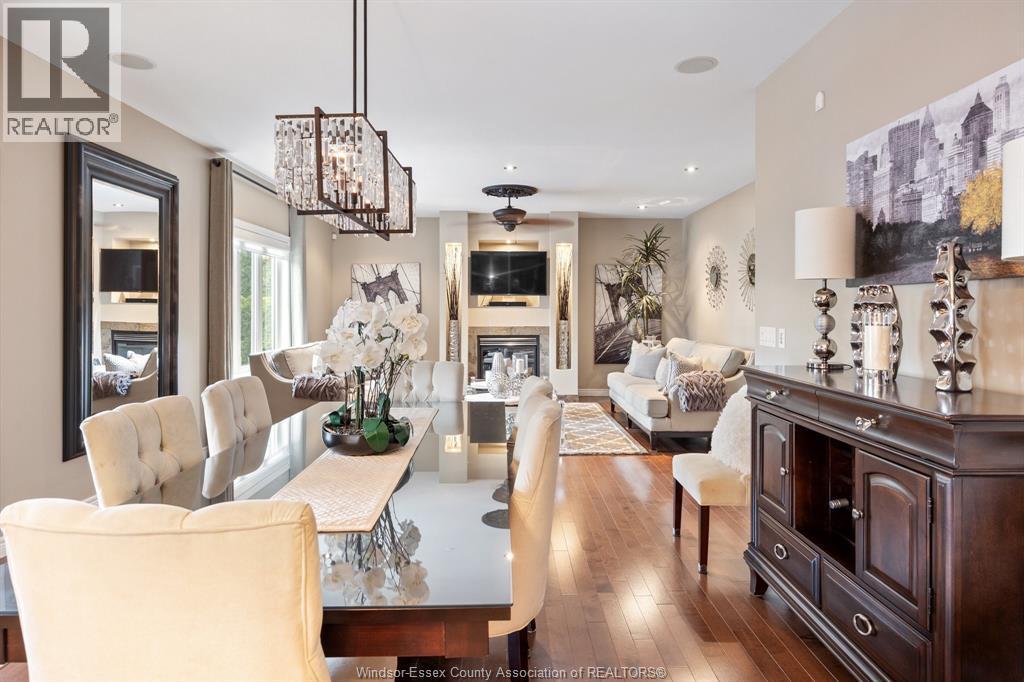2105 Washington Boulevard, Lasalle, ON - Indoor Photo Showing Living Room With Fireplace