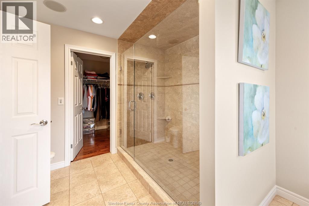 2105 Washington Boulevard, Lasalle, ON - Indoor Photo Showing Other Room