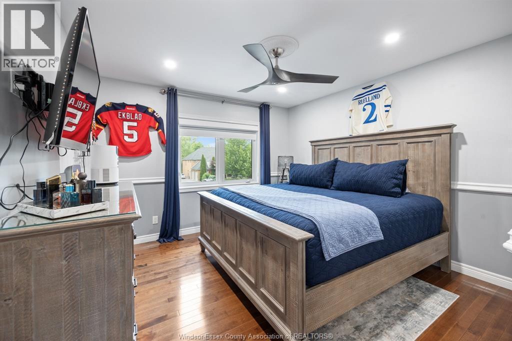 2105 Washington Boulevard, Lasalle, ON - Indoor Photo Showing Bedroom