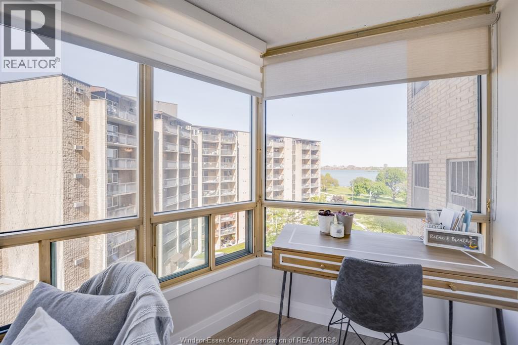 3601 Riverside Drive East Unit# 607, Windsor, ON - Indoor Photo Showing Office