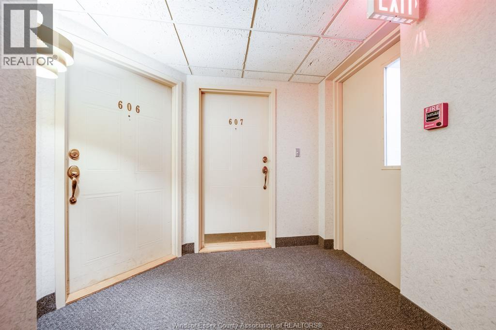 3601 Riverside Drive East Unit# 607, Windsor, ON - Indoor Photo Showing Other Room