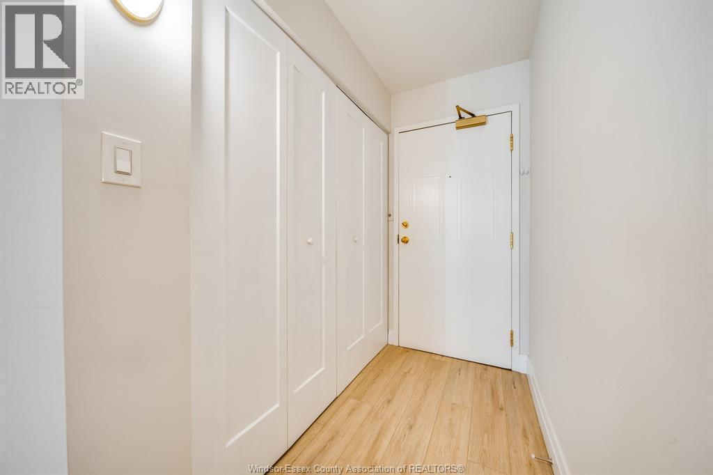 3601 Riverside Drive East Unit# 607, Windsor, ON - Indoor Photo Showing Other Room