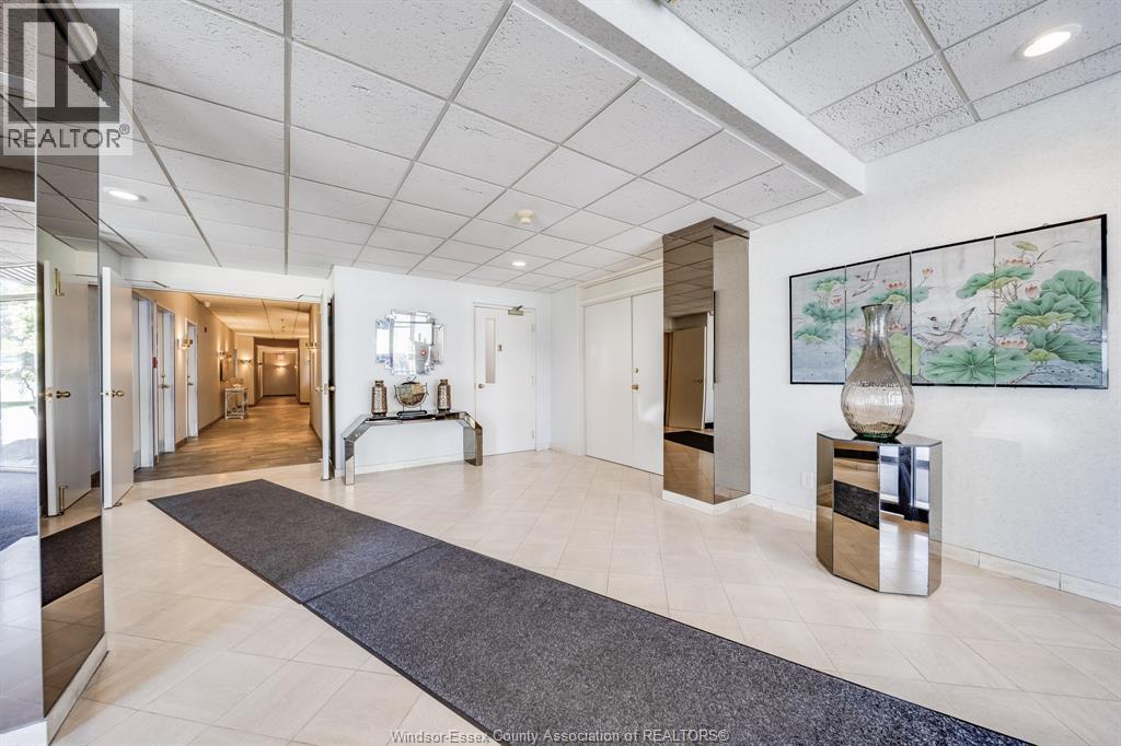 3601 Riverside Drive East Unit# 607, Windsor, ON - Indoor Photo Showing Other Room