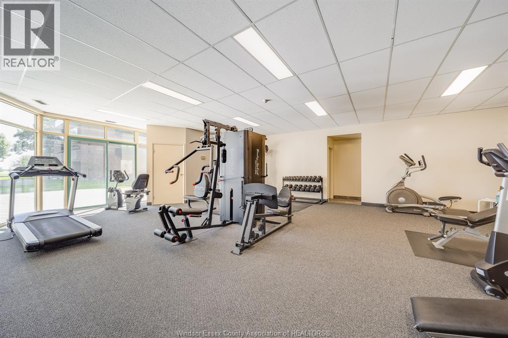 3601 Riverside Drive East Unit# 607, Windsor, ON - Indoor Photo Showing Gym Room