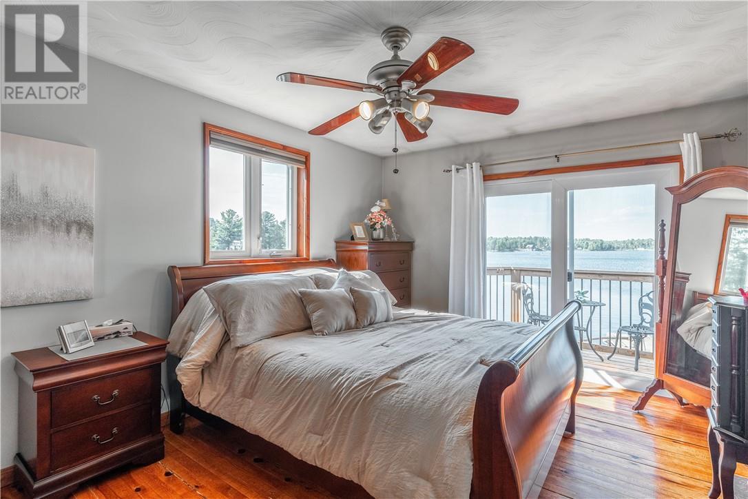 99 Curry Point, Markstay, ON - Indoor Photo Showing Bedroom