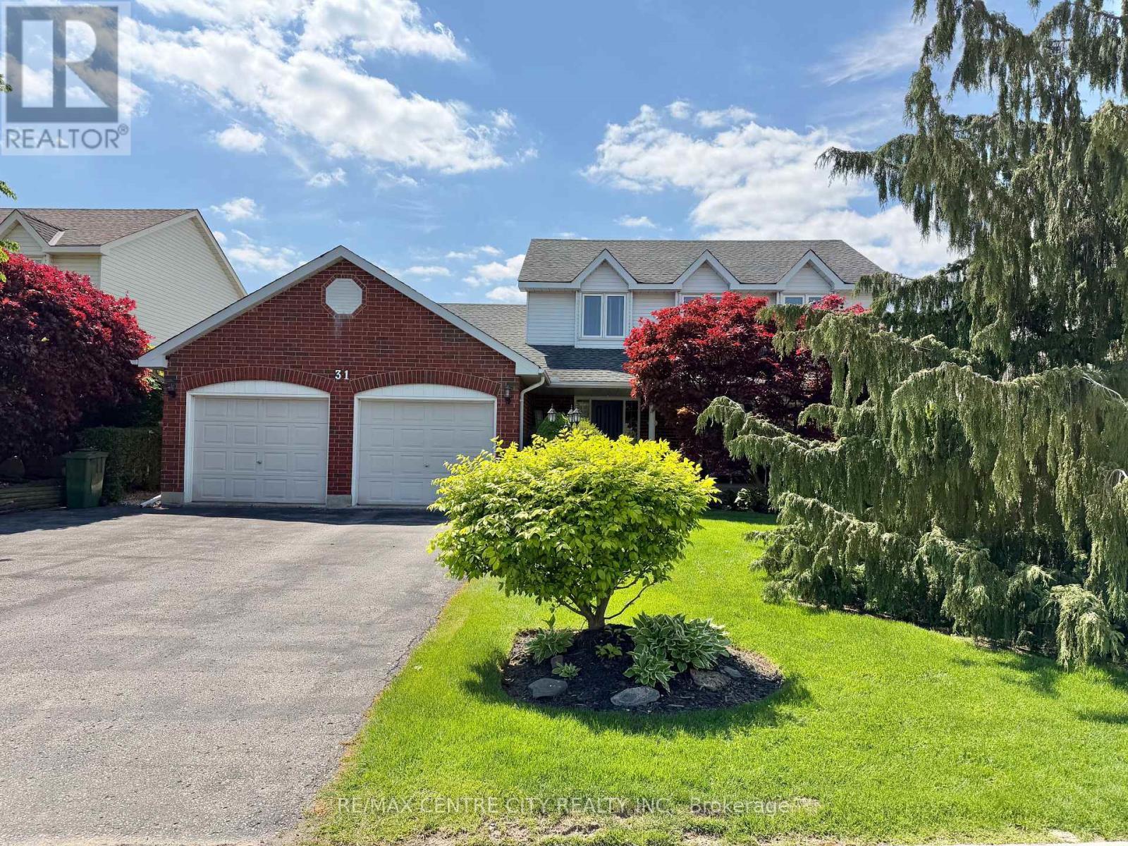 FRONT EXTERIOR - 31 Cavanaugh Crescent, St. Thomas, ON - Outdoor